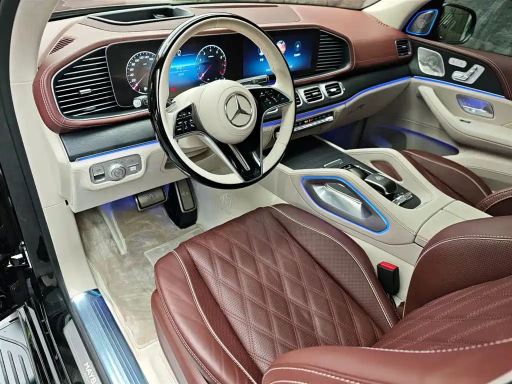 Maybach GLS 2025 GLS 600 4MATIC Extreme Night Edition купить на сайте DeffCars