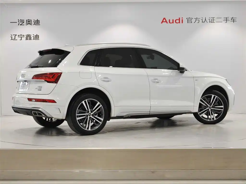 Audi Q5L 2022 facelift 40T luxury and dynamic model купить на сайте DeffCars
