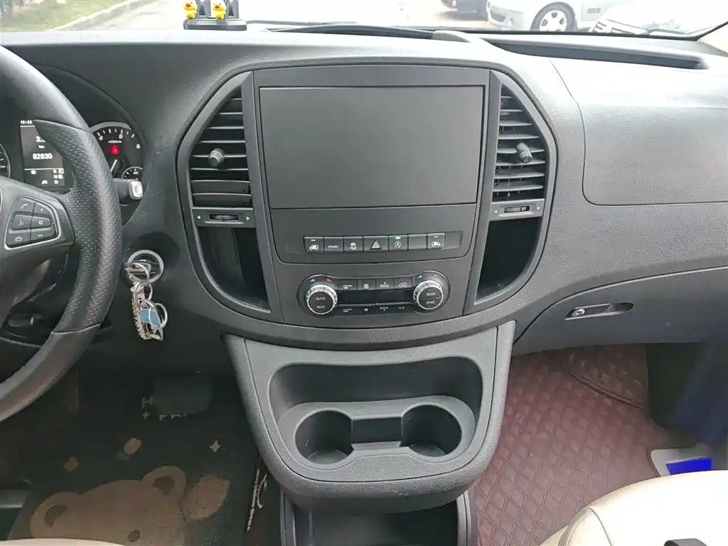 Vito 2021 2.0T Business Edition 7 seats купить на сайте DeffCars