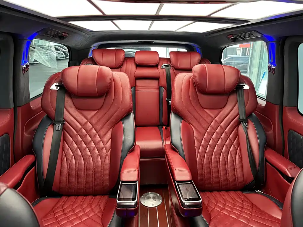 Vito 2018 2.0T Business Edition National V купить на сайте DeffCars