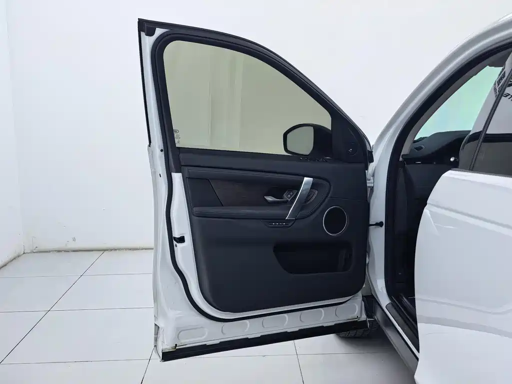 Discovery Sport 2024 Performance Technology Edition купить на сайте DeffCars