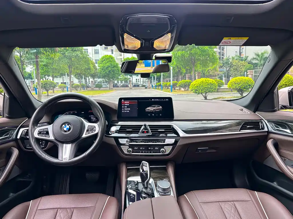 BMW 5 Series 2021 525Li M Sports Package купить на сайте DeffCars