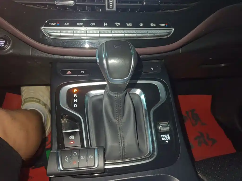 Trumpchi M6 2021 PRO 270T DCT Premium Edition купить на сайте DeffCars