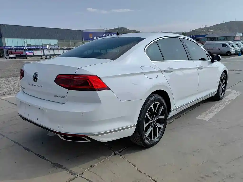 Magotan 2020 330TSI DSG leading model купить на сайте DeffCars