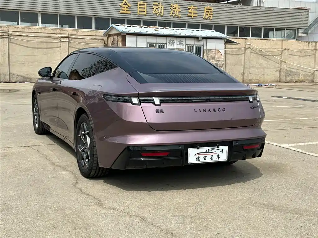 Lynk & Co 10 2025 120 four-wheel drive Ultra купить на сайте DeffCars