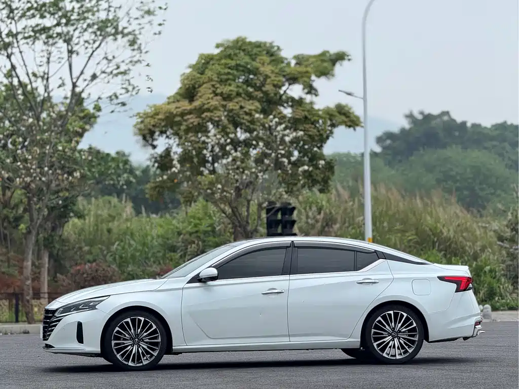 Teana 2022 2.0T XL Premium Edition купить на сайте DeffCars