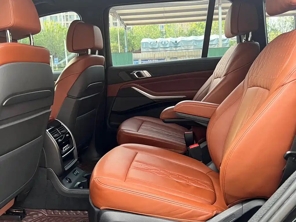 BMW X7 2020 xDrive40i Exclusive Luxury Package купить на сайте DeffCars