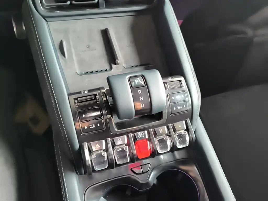 Leopard 5 2023 Yunnan flagship version купить на сайте DeffCars