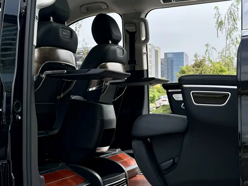 Mercedes-Benz V-Class 2021 V 260 Premium Edition купить на сайте DeffCars