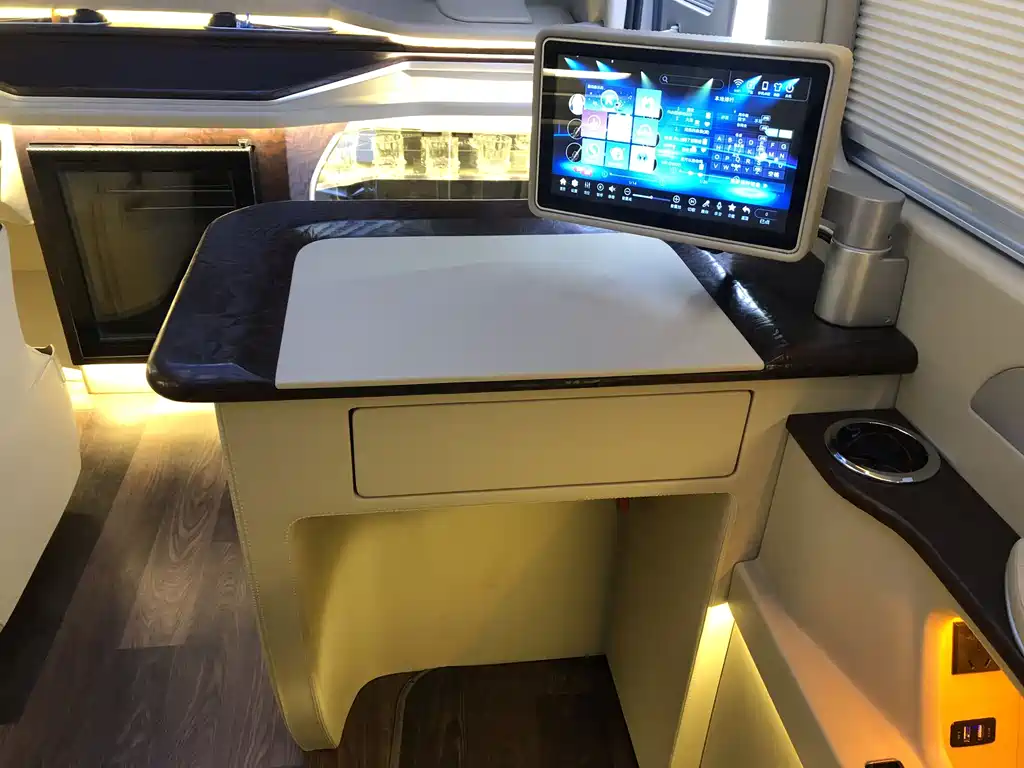 Coaster 2019 4.0L premium car GRB53L-ZCMSK 20-seat special edition 9GR купить на сайте DeffCars