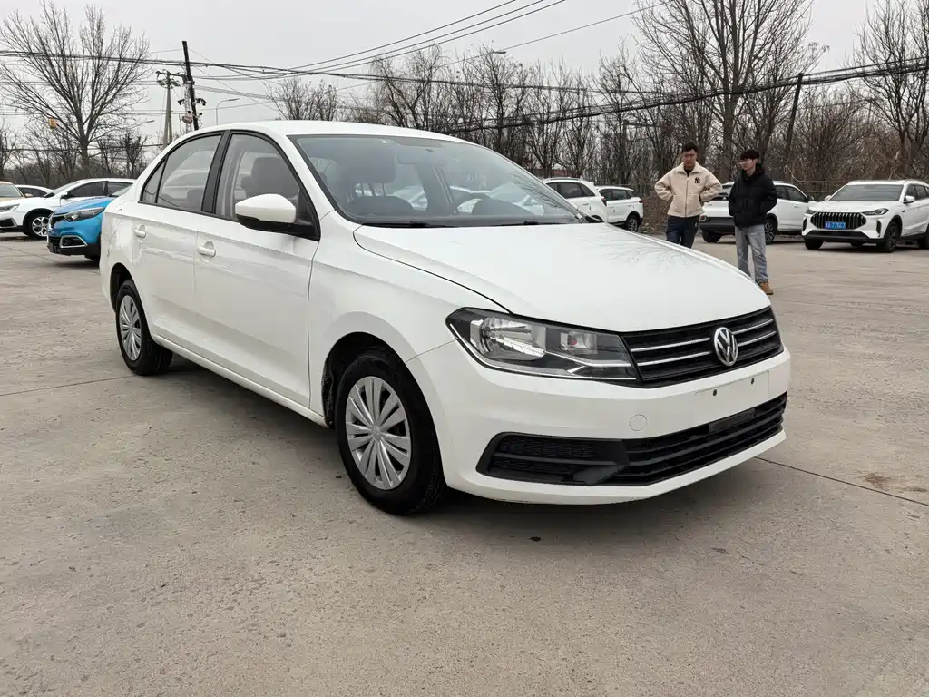 Santana 2016 1.6L Manual Fashion Edition купить на сайте DeffCars