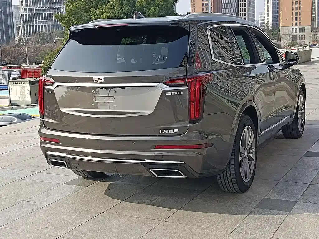 Cadillac XT6 2020 28T six-seat luxury model купить на сайте DeffCars