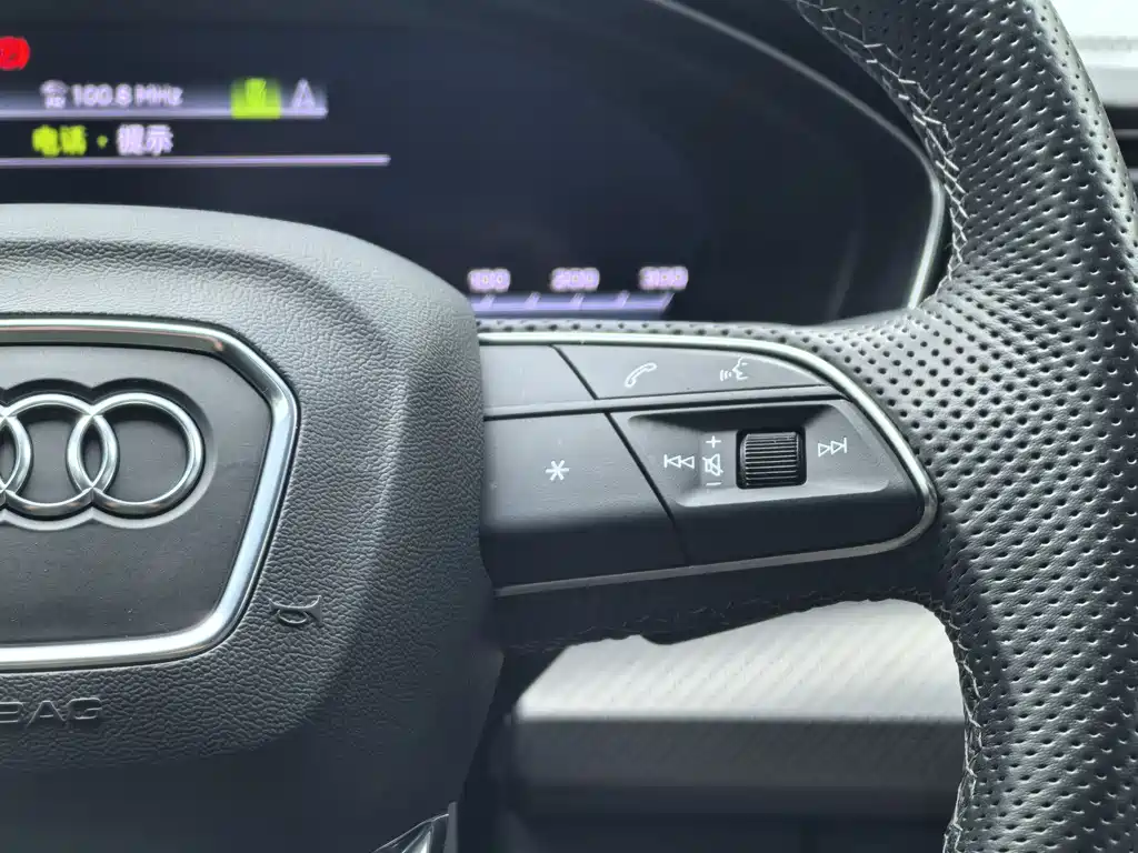 Audi Q5L Sportback 2022 facelift 40 TFSI luxury model купить на сайте DeffCars