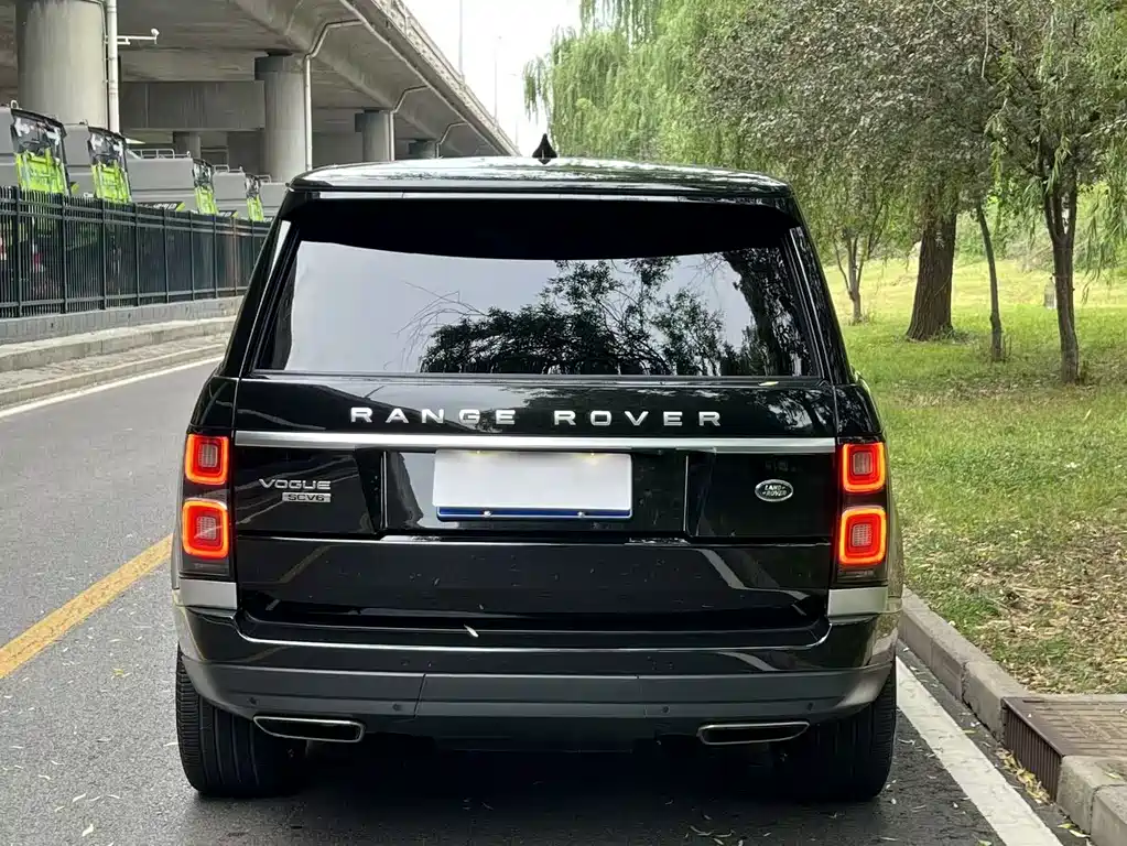 Range Rover 2019 3.0 SC V6 Legendary Extended Edition купить на сайте DeffCars