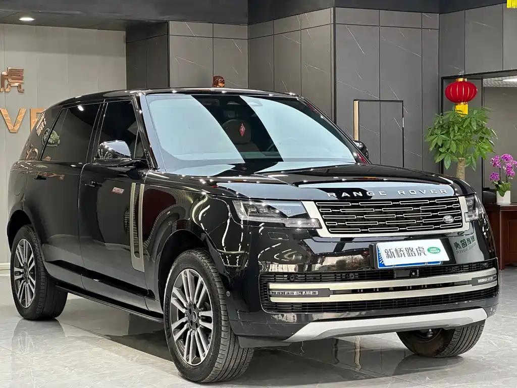 Range Rover 2024 3.0 L6 400PS Extended Edition, seven seats купить на сайте DeffCars