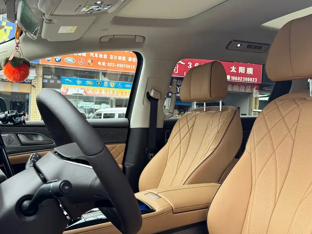 Denza D9 2024 DM-i 970 luxury model купить на сайте DeffCars