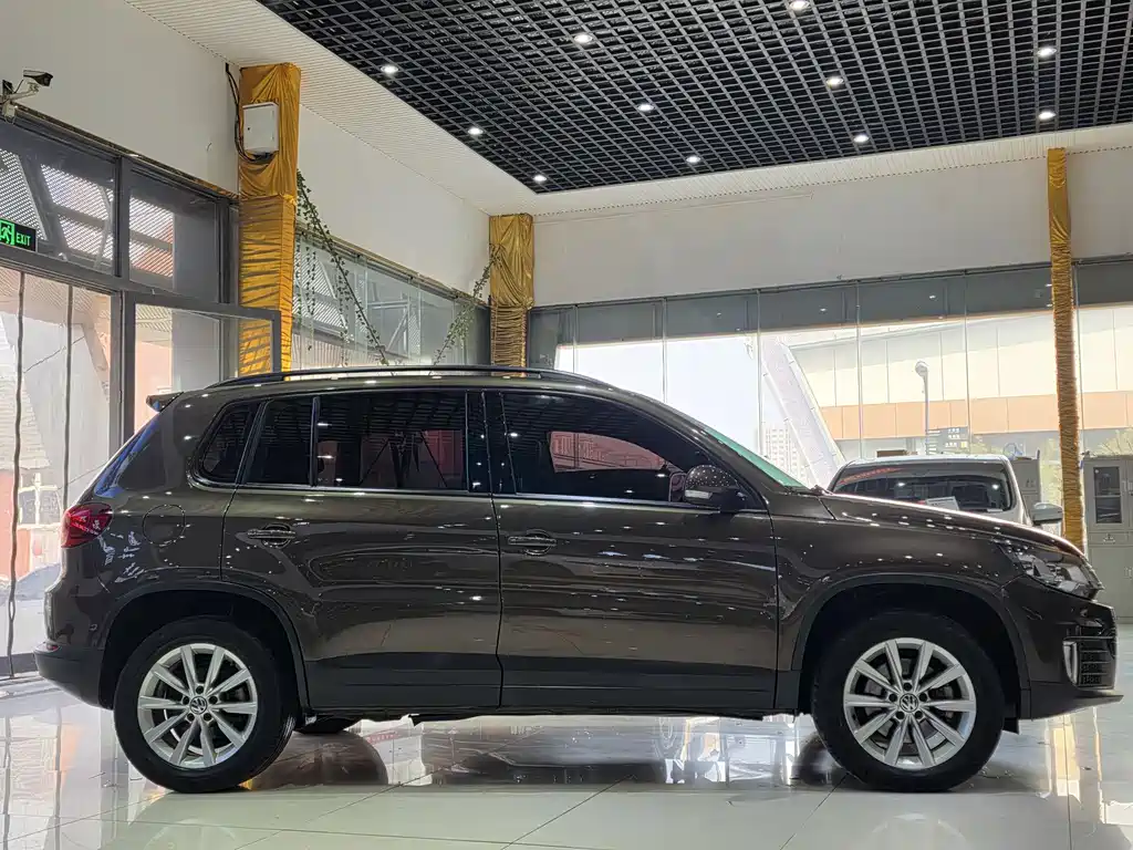 Tiguan 2017 300TSI automatic 2WD Silk Road Comfort Edition купить на сайте DeffCars