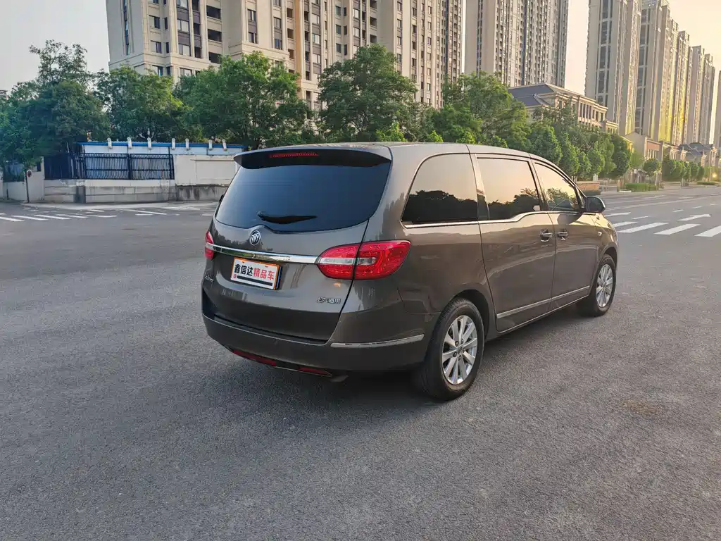 Buick GL8 2017 25S Premium Type National V купить на сайте DeffCars