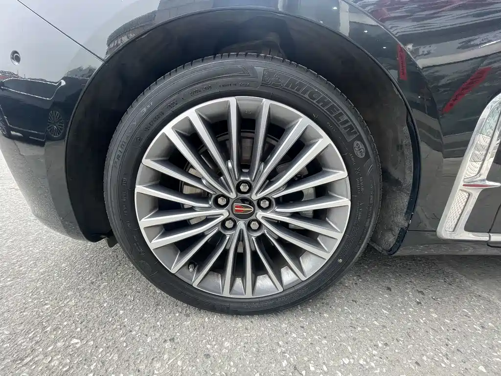 Hongqi H9 2022 2.0T Zhilian Qichang Edition купить на сайте DeffCars