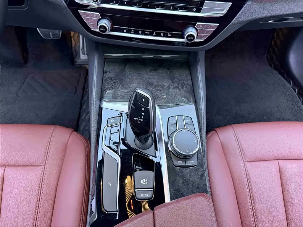 BMW 5 Series 2018 facelift 530Li xDrive M Sports Package купить на сайте DeffCars