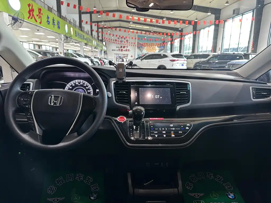 Odyssey 2018 2.4L Deluxe Edition купить на сайте DeffCars