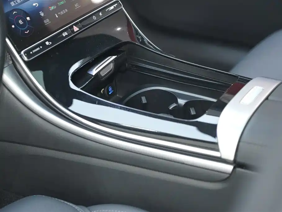 Mercedes-Benz C-Class 2023 facelift C 260 L Haoye Sports Edition купить на сайте DeffCars