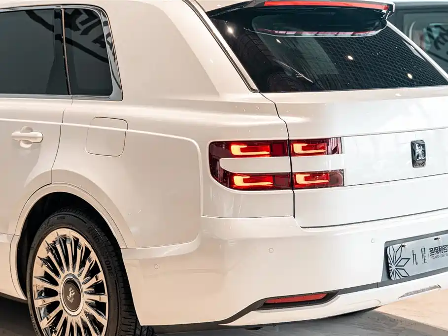 Shiji 2024 3.5L PHEV Basic Edition купить на сайте DeffCars