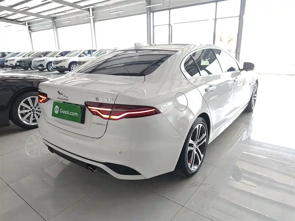 Jaguar XEL 2021 2.0T 250PS R-DYNAMIC S Advanced Sports Edition купить на сайте DeffCars