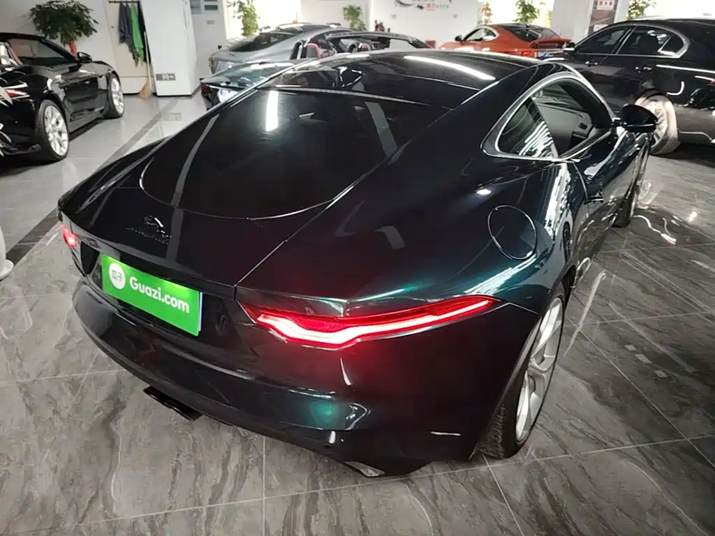 Jaguar F-TYPE 2021 P300 rear-wheel drive hardtop version купить на сайте DeffCars
