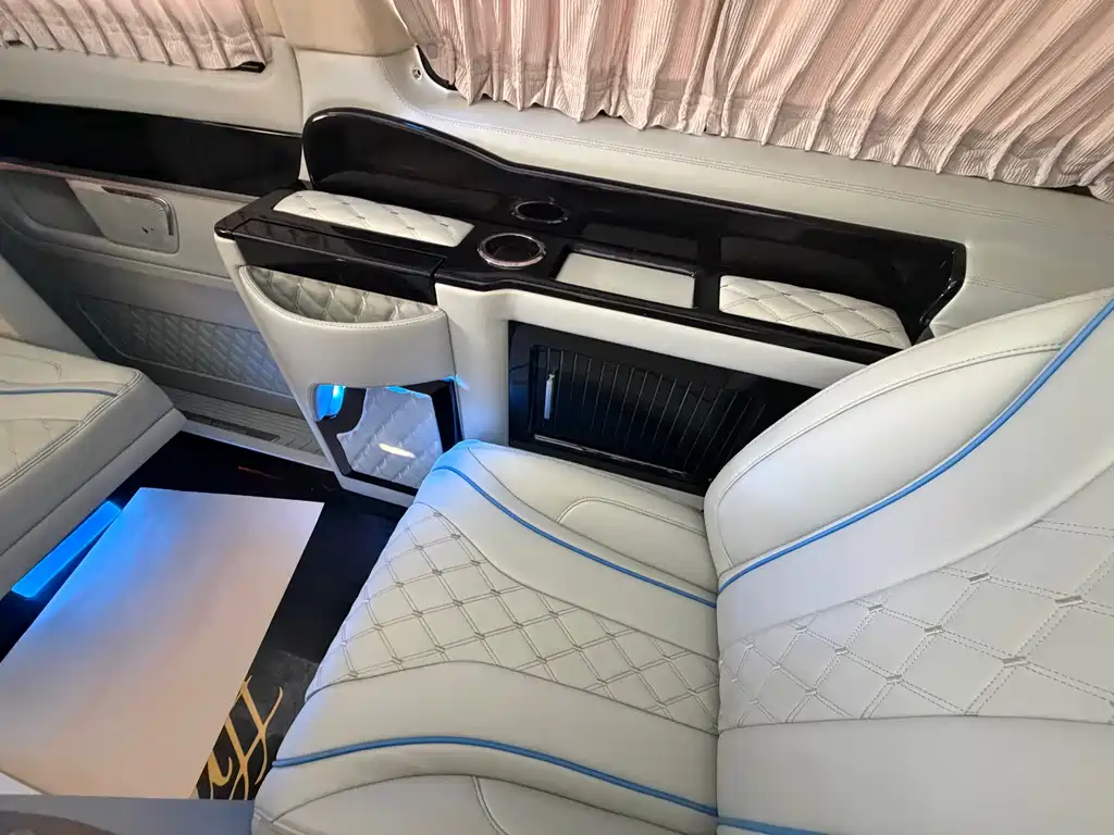 Mercedes-Benz V-Class 2018 V 260 Premium Edition National VI купить на сайте DeffCars