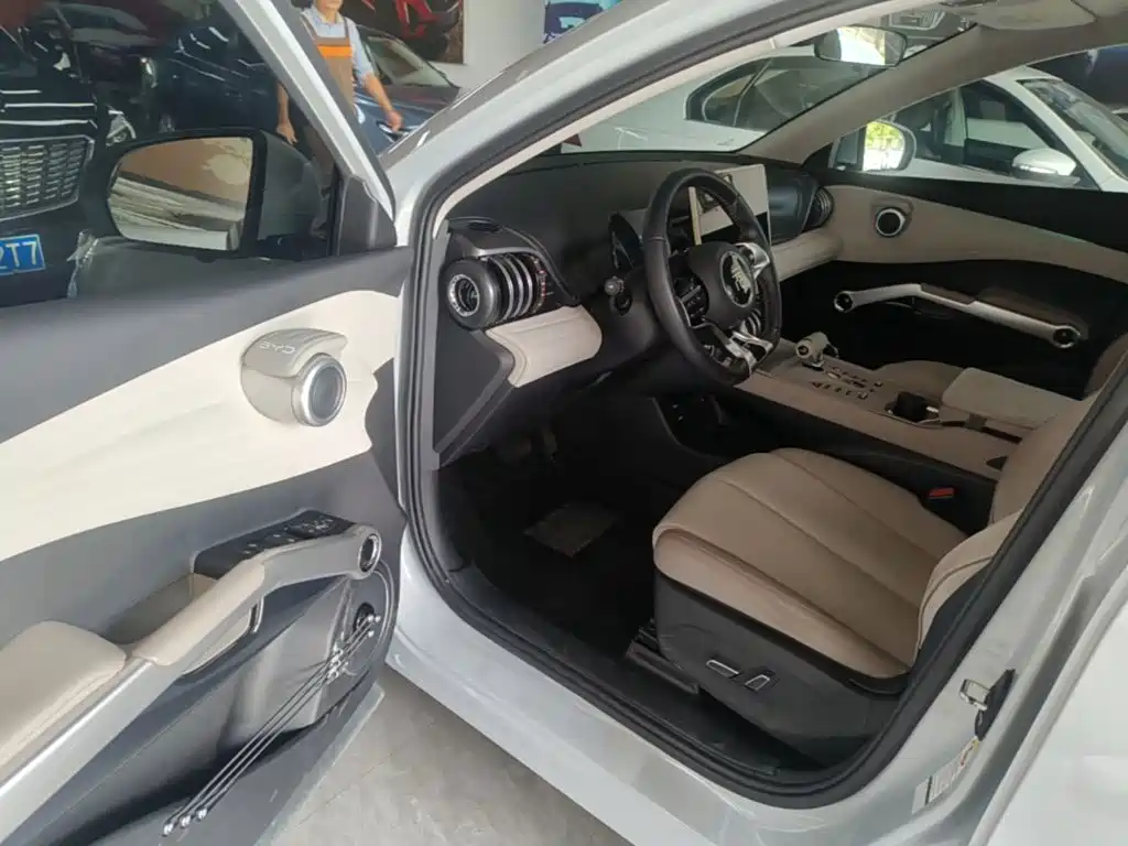 Yuan Plus 2023 Champion Edition 430km Leading купить на сайте DeffCars