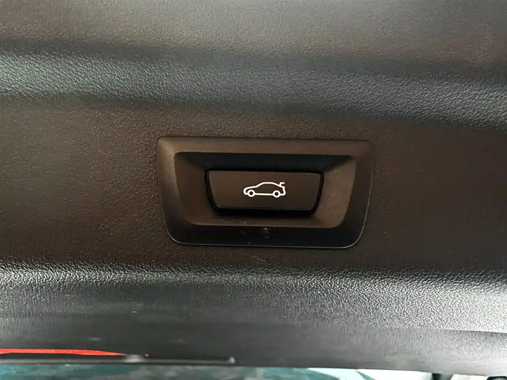 BMW X1 2023 sDrive20Li X Design Package купить на сайте DeffCars