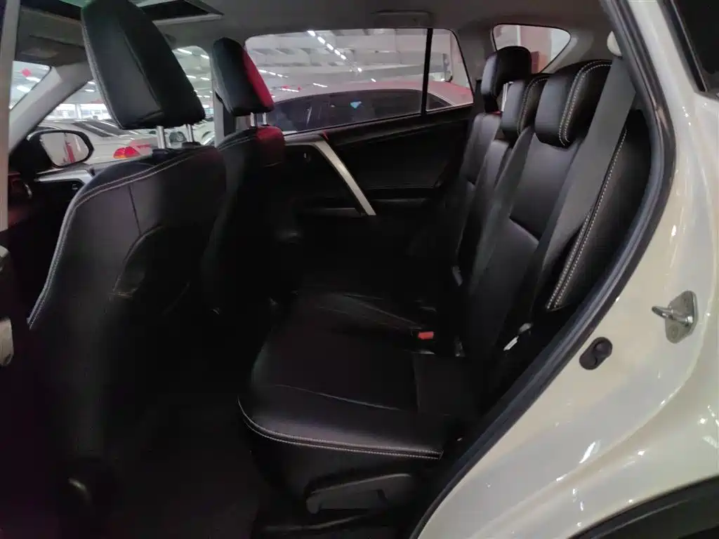 RAV4 Rongfang 2019 2.0L CVT two-wheel drive fashion version National VI купить на сайте DeffCars