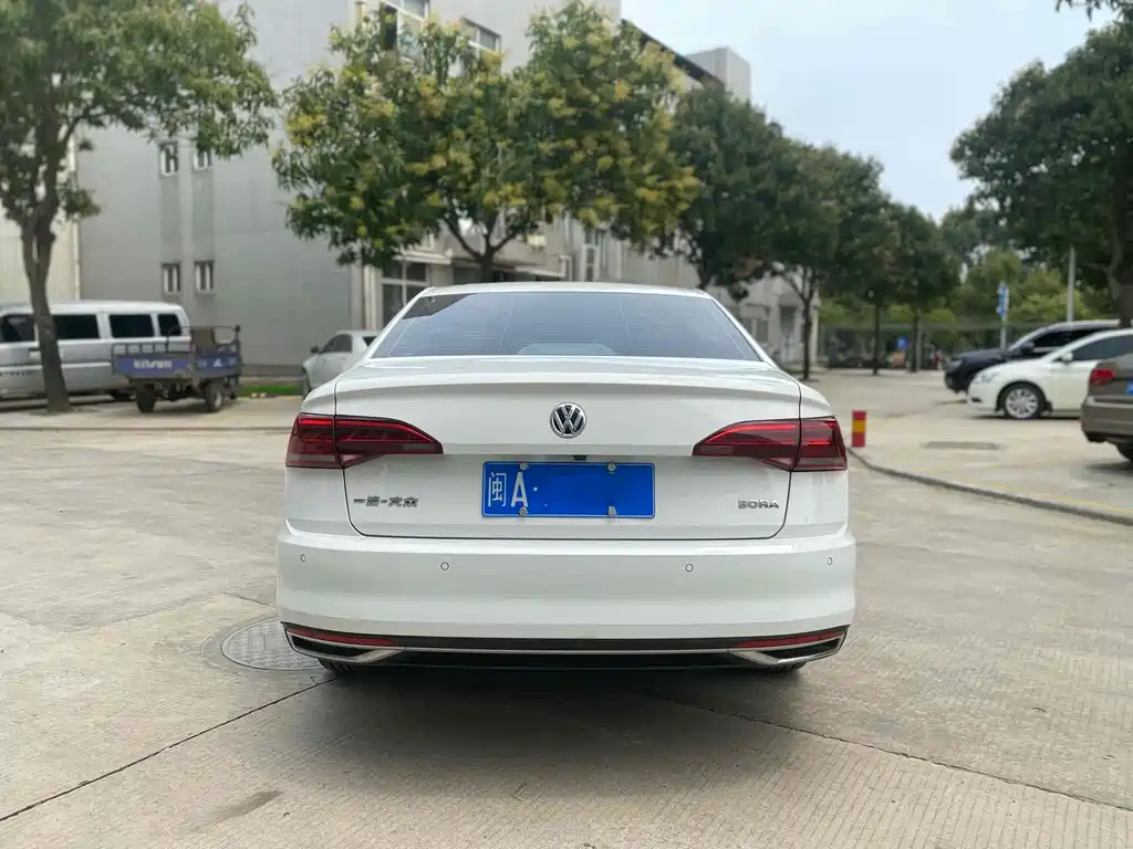 宝来 2020款 1.5L 自动精英型 купить на сайте DeffCars