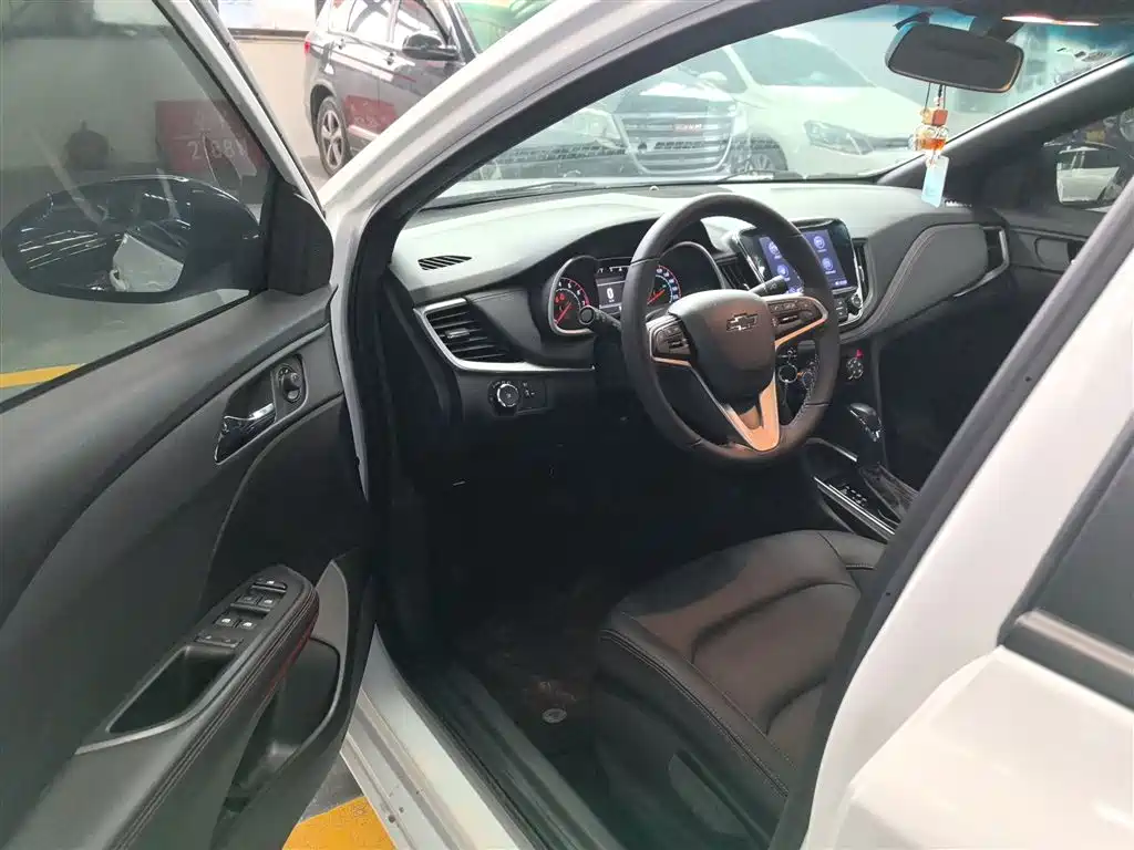 Cruze 2020 mild hybrid RS 330T automatic smooth version купить на сайте DeffCars