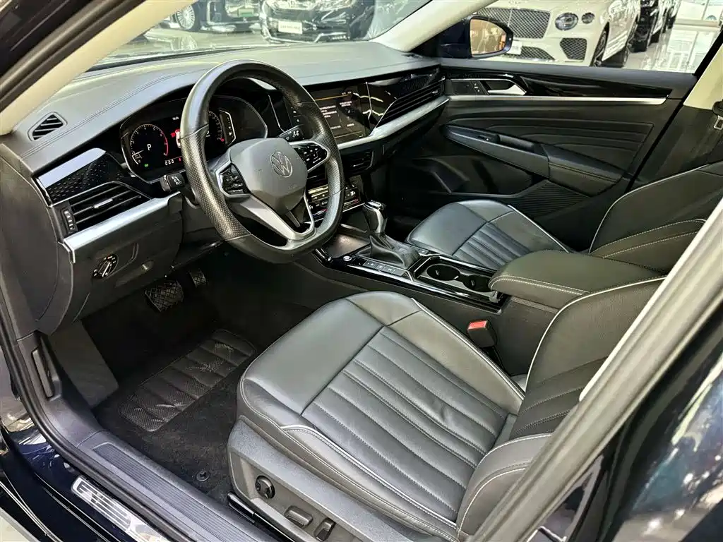 Passat 2023 facelift 330TSI Star Elite Edition купить на сайте DeffCars