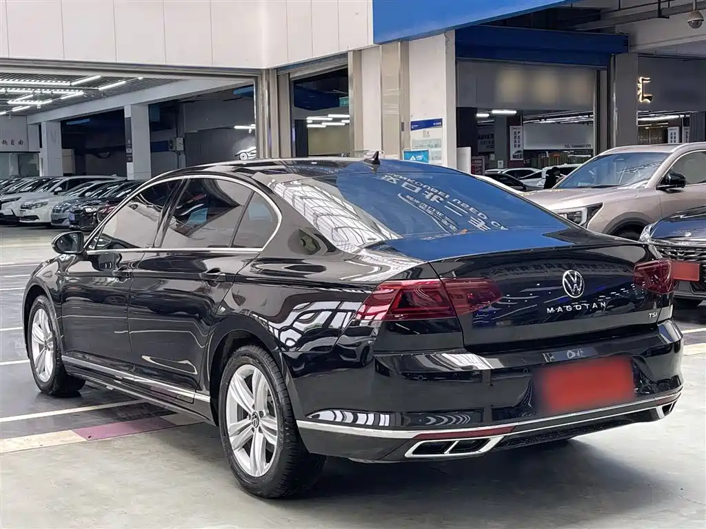 Magotan 2023 2 million commemorative edition 280TSI DSG comfort model купить на сайте DeffCars