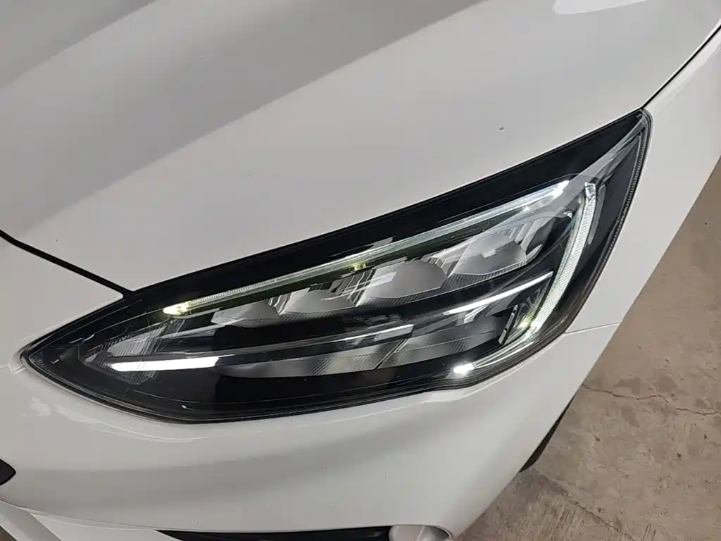Focus 2021 Two-Car EcoBoost 180 Auto Frontal купить на сайте DeffCars