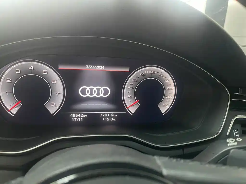Audi A4L 2023 40 TFSI luxury and dynamic model купить на сайте DeffCars