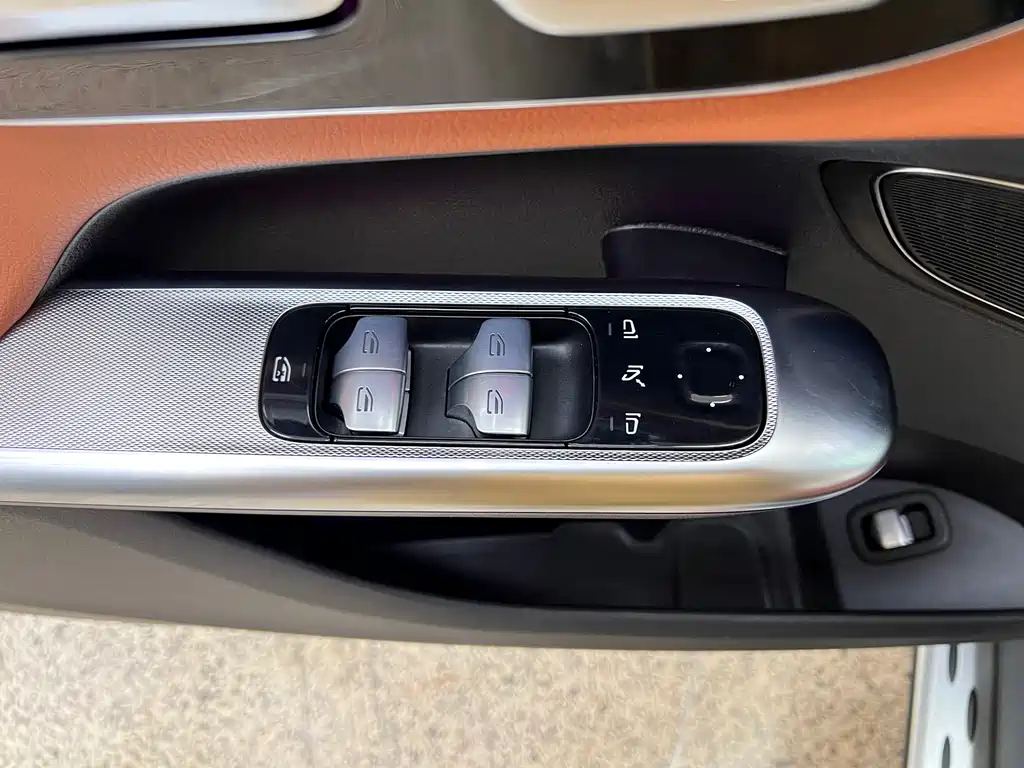 Mercedes-Benz GLC 2024 GLC 300 L 4MATIC Dynamic 5-seater купить на сайте DeffCars