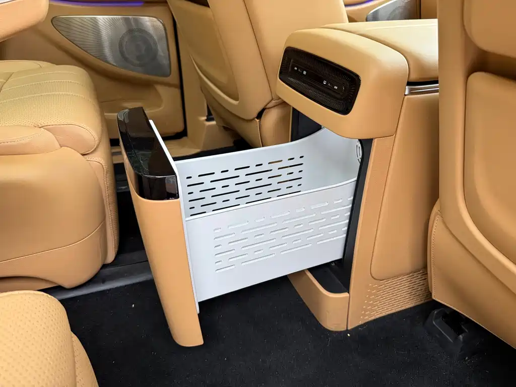 Lantu Dreamer 2025 PHEV four-wheel drive flagship Kunpeng version купить на сайте DeffCars