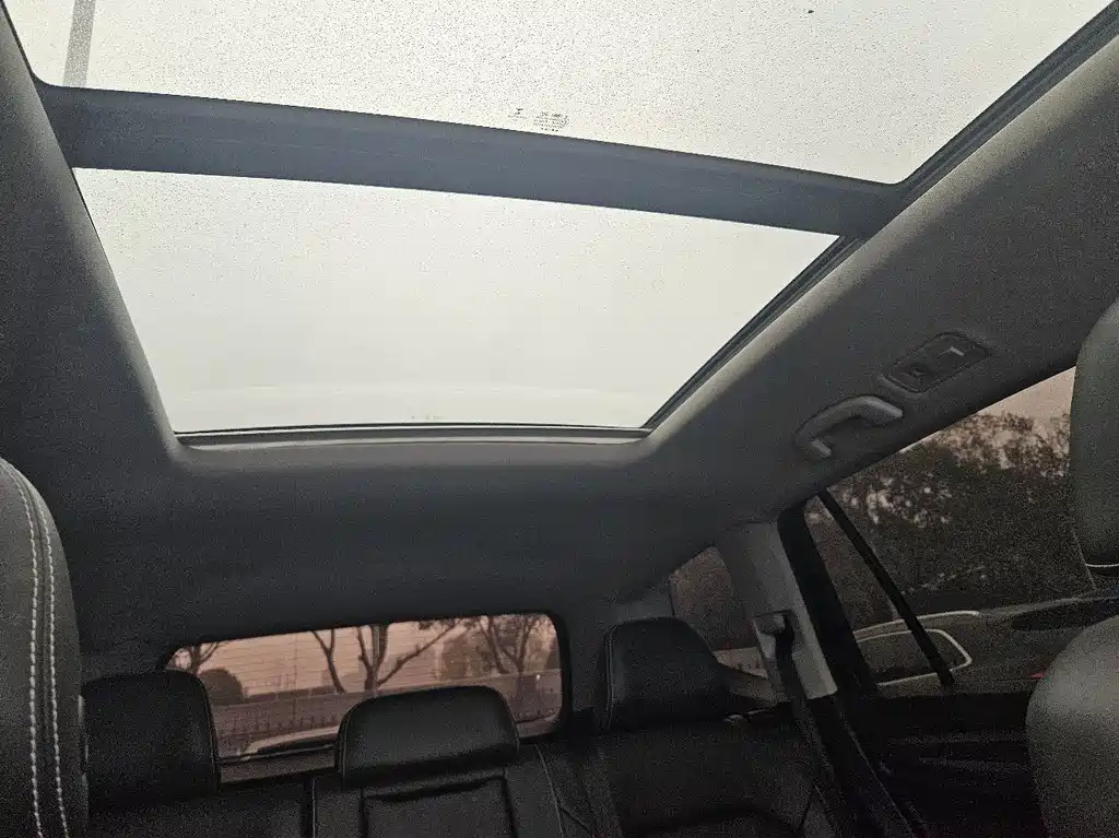 Touron 2019 380TSI four-wheel drive luxury version National VI купить на сайте DeffCars