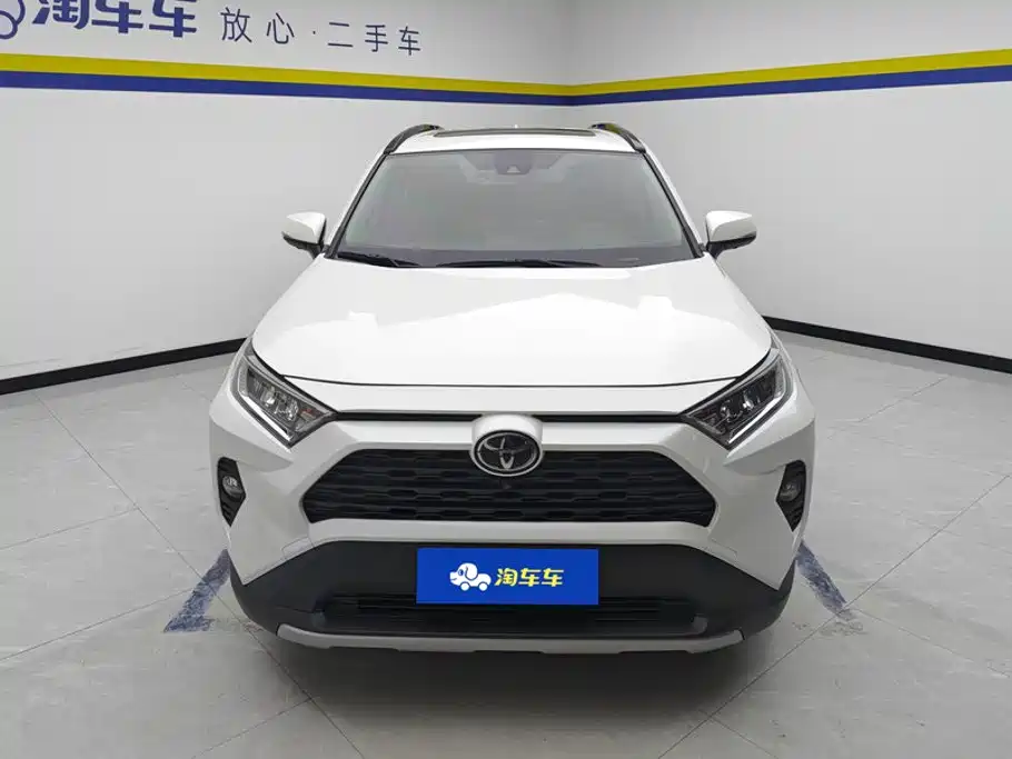 RAV4 2020 2.0L CVT 2WD Fashion Edition купить на сайте DeffCars