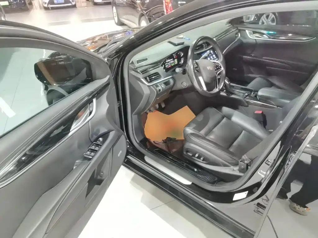 Cadillac XTS 2018 28T Elite купить на сайте DeffCars