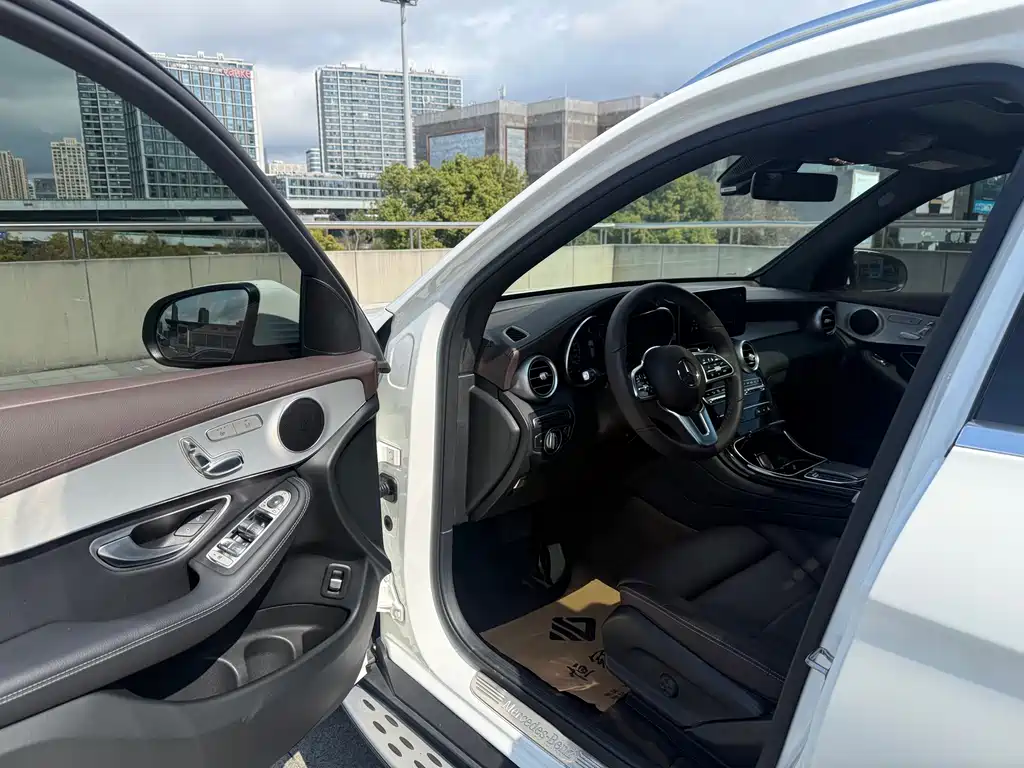 Mercedes-Benz GLC 2022 facelift three GLC 260 L 4MATIC dynamic type купить на сайте DeffCars