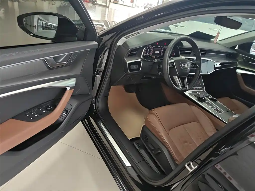 Audi A6L 2019 40 TFSI luxury and elegant model купить на сайте DeffCars