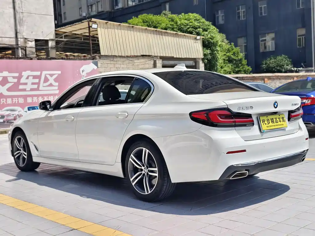 BMW 5 Series 2021 530Li Leading Luxury Package купить на сайте DeffCars