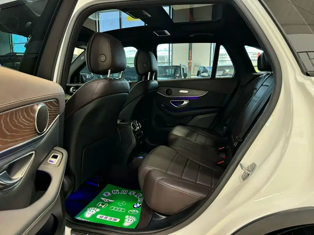 Mercedes-Benz GLC 2020 facelift GLC 260 L 4MATIC luxury model купить на сайте DeffCars