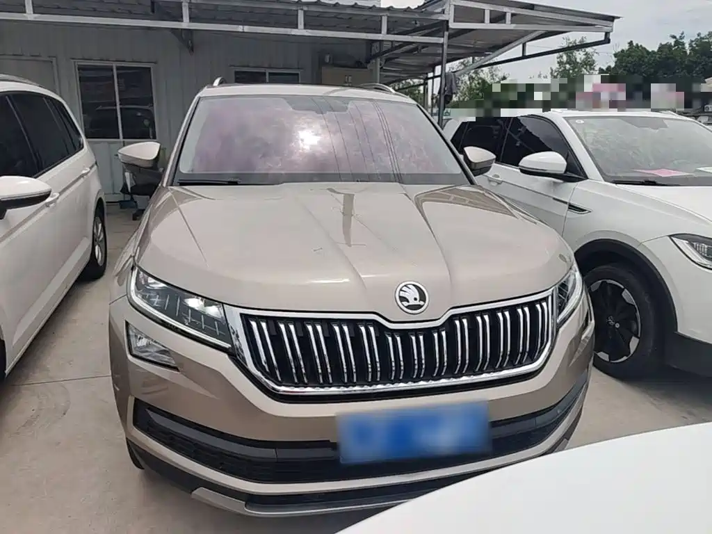 Kodiak 2019 facelift TSI330 7-seat two-wheel drive luxury premium version, National VI купить на сайте DeffCars
