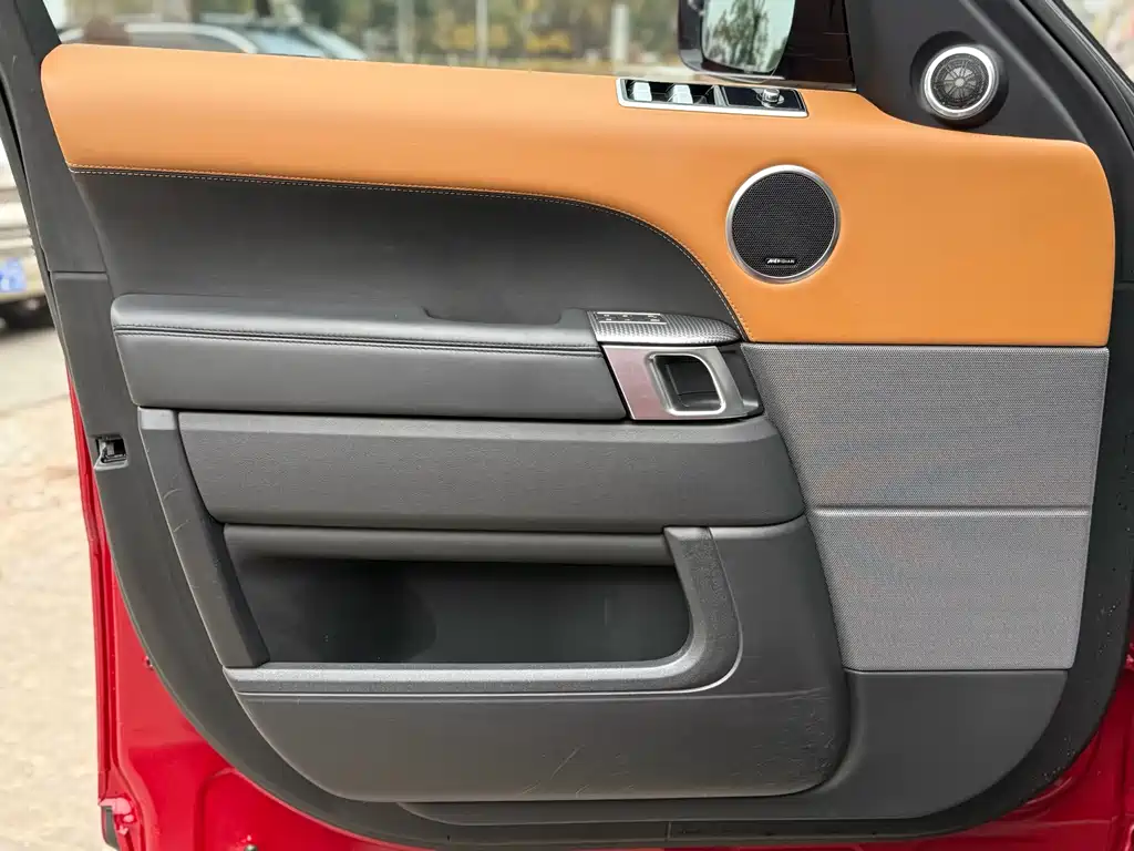 Range Rover Sport 2020 3.0 L6 HSE DYNAMIC купить на сайте DeffCars